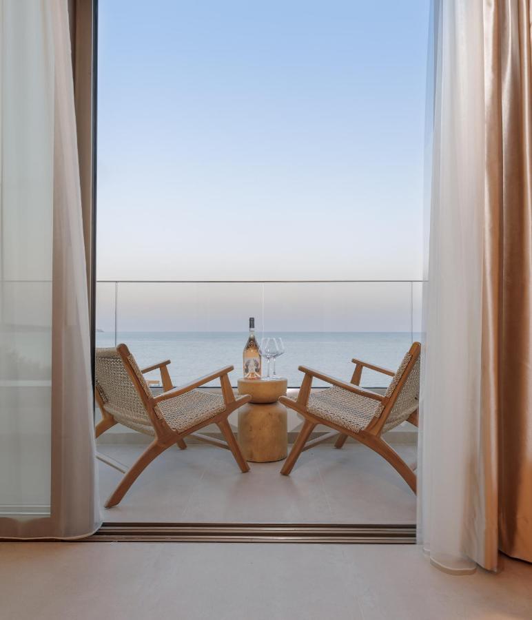 Kales Sea View Suites Иерапетра Экстерьер фото